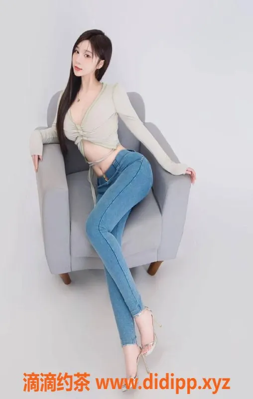 北京上门服务-朝阳双井初芯 23岁D杯美女 上门服务1500元起