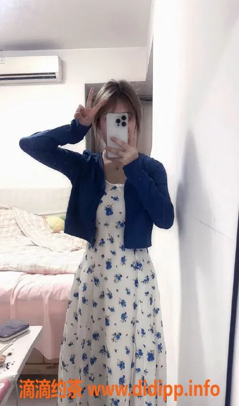 成都楼凤资源信息,武侯区媚狐，身材火辣的大奶嫩妹