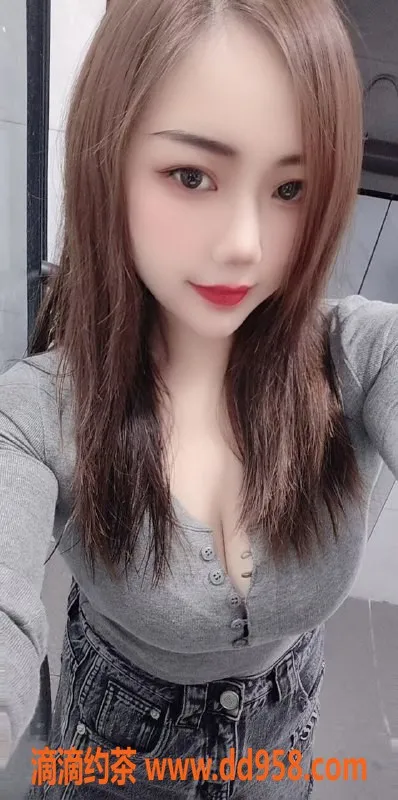 广州楼凤-广州24岁爆乳风骚宝儿，身高163cm，茶水费实惠