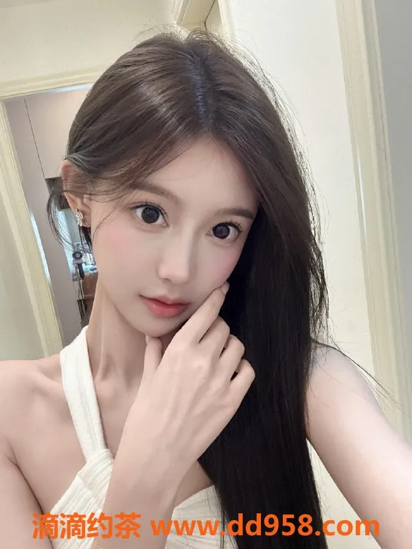 无锡楼凤-惠山区奈一，18岁娇嫩妹子，舌吻无套服务