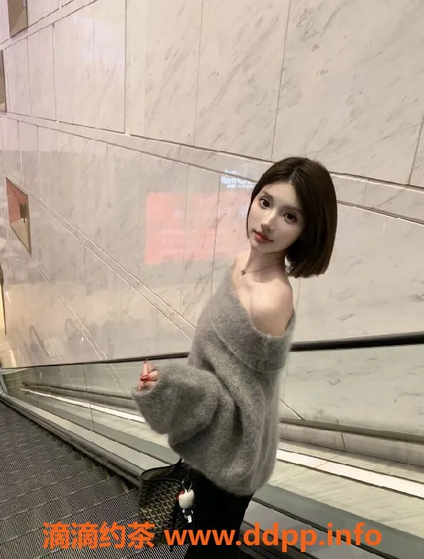 无锡楼凤资源信息,惠山梦享城04嫩妹接吻调情陪浴