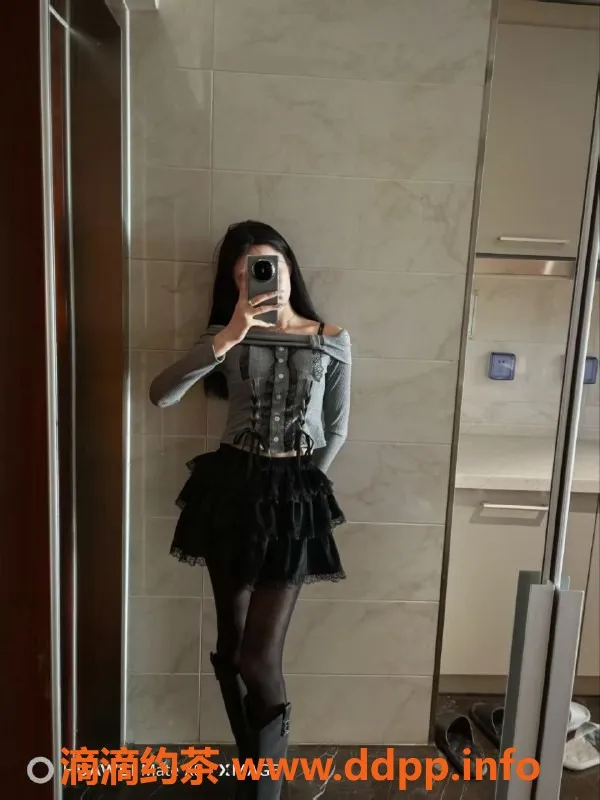 无锡楼凤资源信息,滨湖04极品少女，制服丝袜热情服务