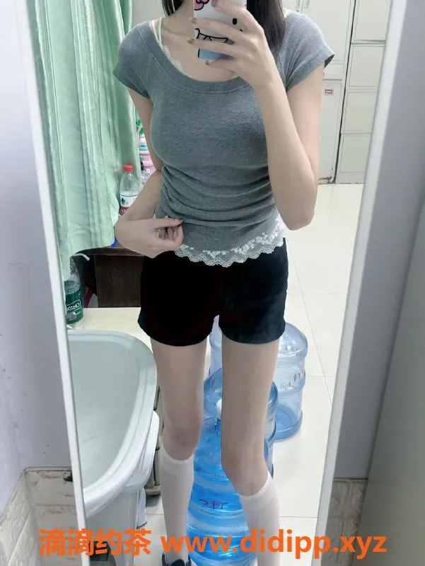 南通楼凤-崇川区阿琳，颜值高身材佳，服务一流