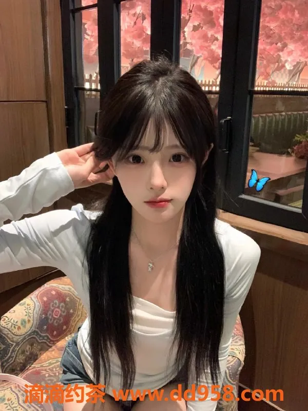 无锡楼凤-19岁校花嫩妹，皮肤白皙，价格实惠