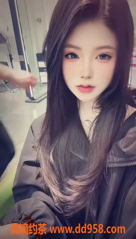 无锡楼凤-梁溪06极品少女172大长腿，超白肤，热情服务