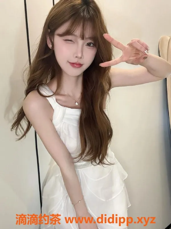 无锡楼凤-梁溪小天鹅 超嫩少女D罩杯 含舌吻服务