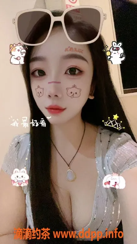 中山楼凤-江门江海4位美女，300快餐400洗吹，超值体验！