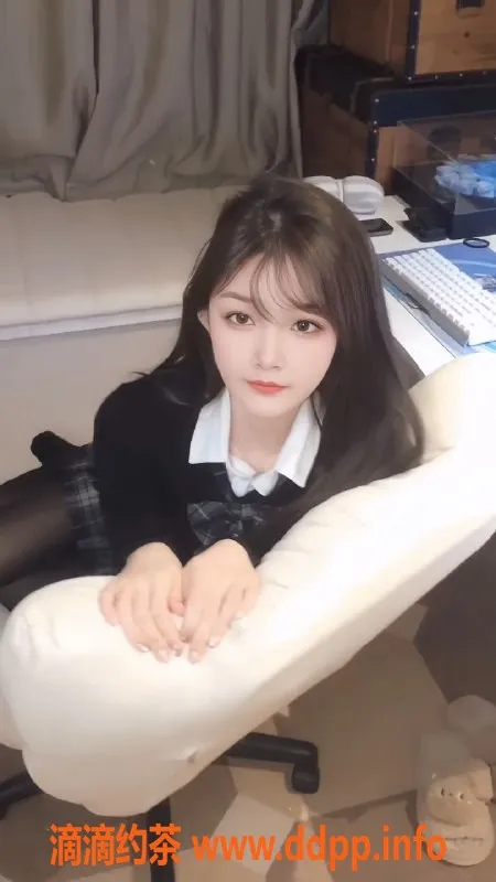 无锡楼凤-梁溪极品少女，清纯可爱，69口爆乳交服务