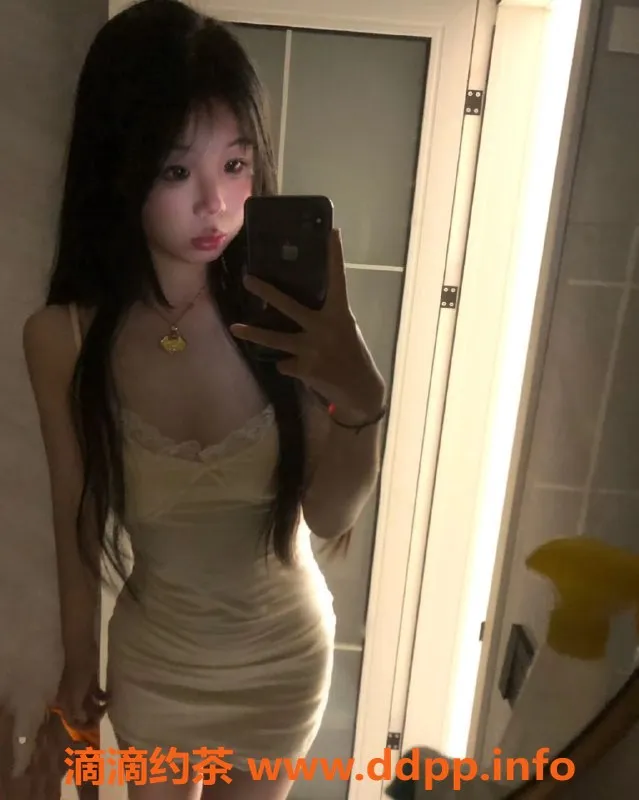 无锡楼凤资源信息,锡山06小女友，亲密陪浴，优惠600元