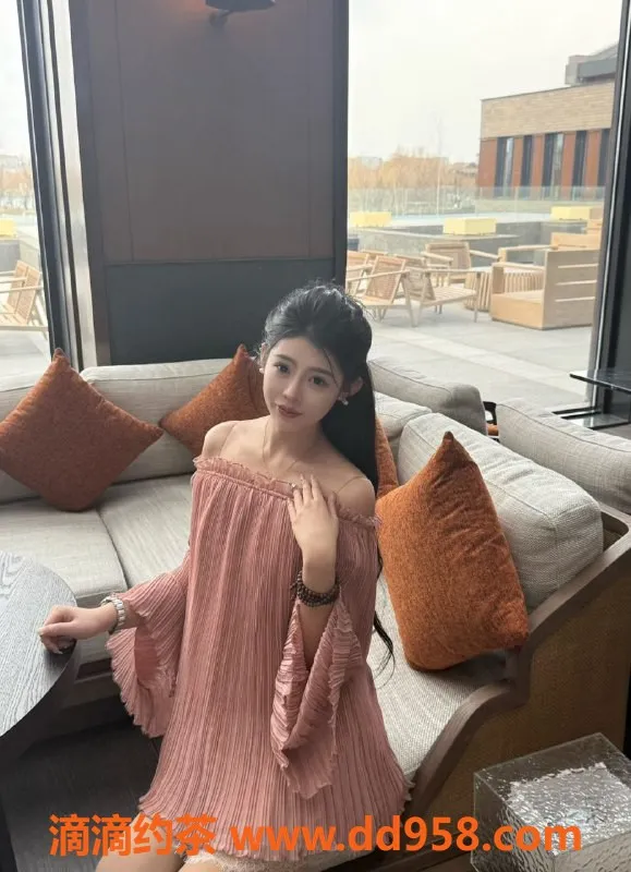 无锡楼凤-梁溪嫩妹少女三点粉，雪白皮肤伴浴服务