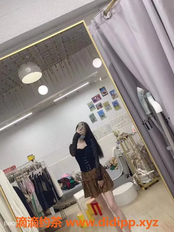 深圳楼凤-龙岗布吉洋洋，23岁168cm，外出服务可约