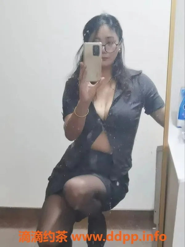 广州楼凤-南海35岁瑜伽老师，胸围38D诱惑