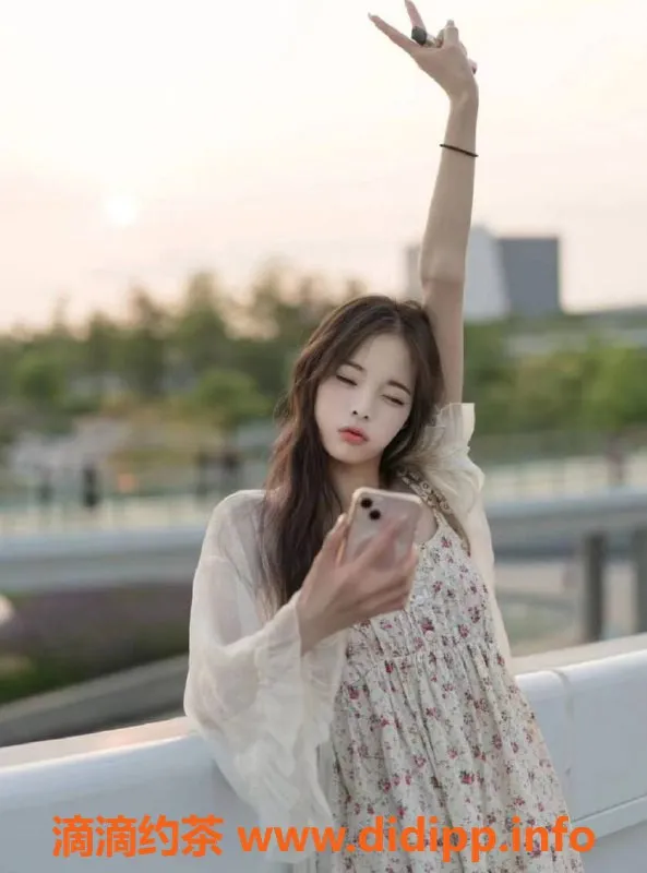 上海楼凤-静安佳佳福利拍卖，原价1600降至1300