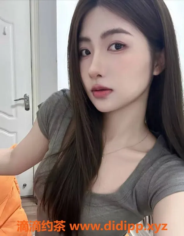 中山楼凤-南头9月28日，性感快餐300，洗吹做400体验