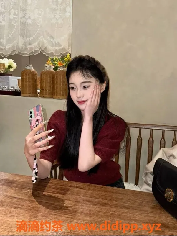 台州楼凤-台州小黄豆，164cm B+ 46kg，600元性价比高！