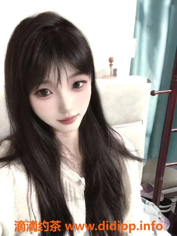 北京楼凤-朝阳东大桥芊语，173身高，甜美可人，茶费1K
