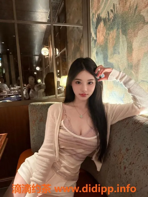 广州楼凤-番禺悦柠，20岁165cm初次下海悸动体验