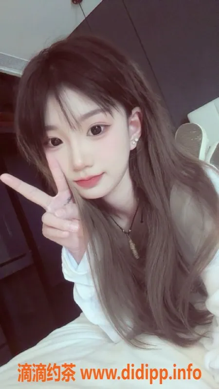 无锡楼凤资源信息,梁溪东岭06顶级少女陪浴调情