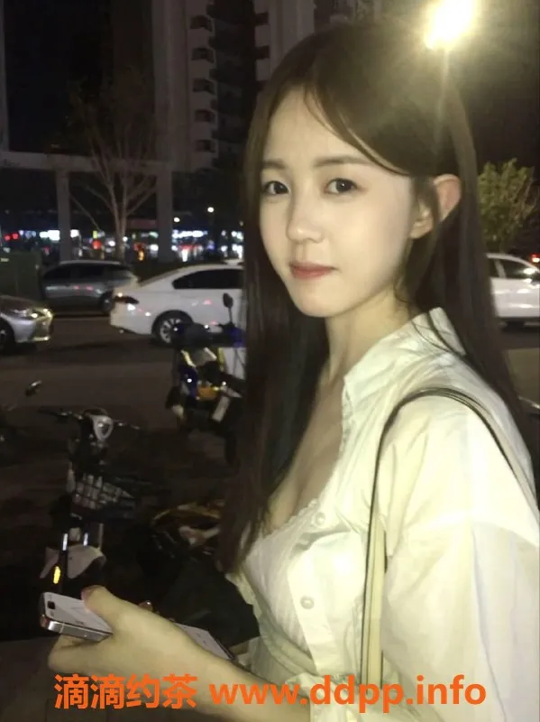 广州楼凤-花都安萌，21岁美少女，身高163，超值夜课