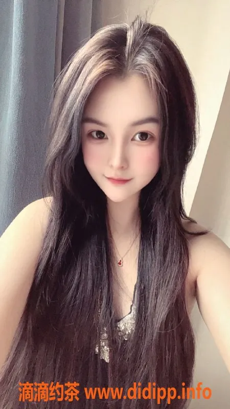 成都楼凤资源信息,高新区御姐车诗颖，大长腿6P服务，颜值爆表