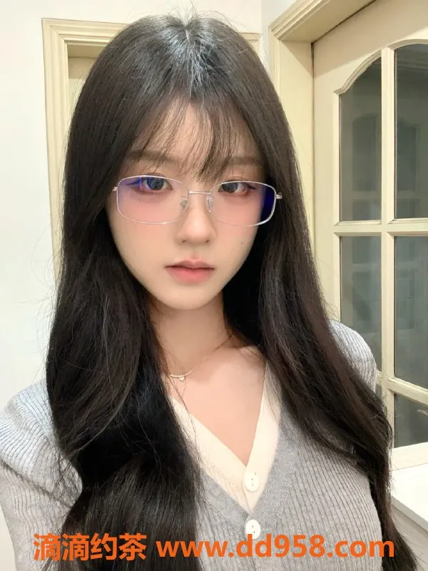 无锡楼凤资源信息,锡山区高颜值嫩妹林小萧，身材诱人服务多