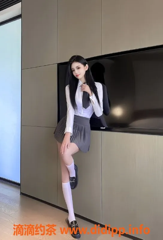 无锡楼凤资源信息,梁溪大酒店极品女神，170大长腿，69调情