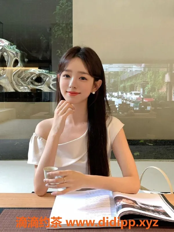 无锡楼凤-江阴超嫩少女慕白影院民宿陪浴服务