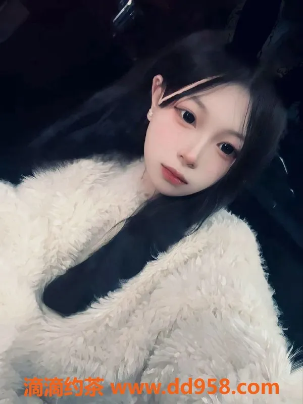 无锡楼凤资源信息,新区07顶级高中生，陪浴调情仅需600