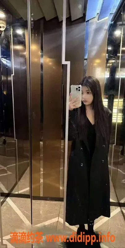 中山楼凤-南头小妹，300快餐，400洗吹做服务等你来体验！