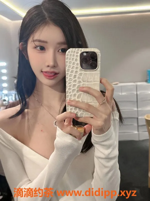 无锡楼凤-梁溪顶级少女，三点服务，肤白嫩滑