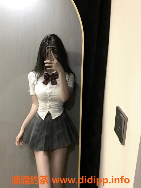 无锡上门服务-新区超嫩三点少女，白皙可爱诱惑来袭