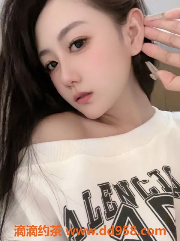 无锡楼凤资源信息,无锡天诚大厦超嫩校花激情服务