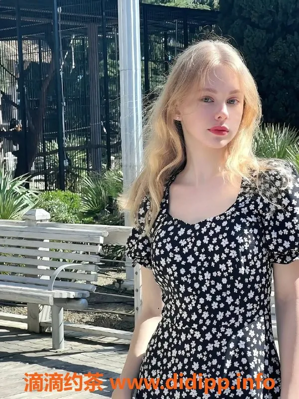 中山楼凤-坦洲高颜值楼凤，450洗吹，650全套服务