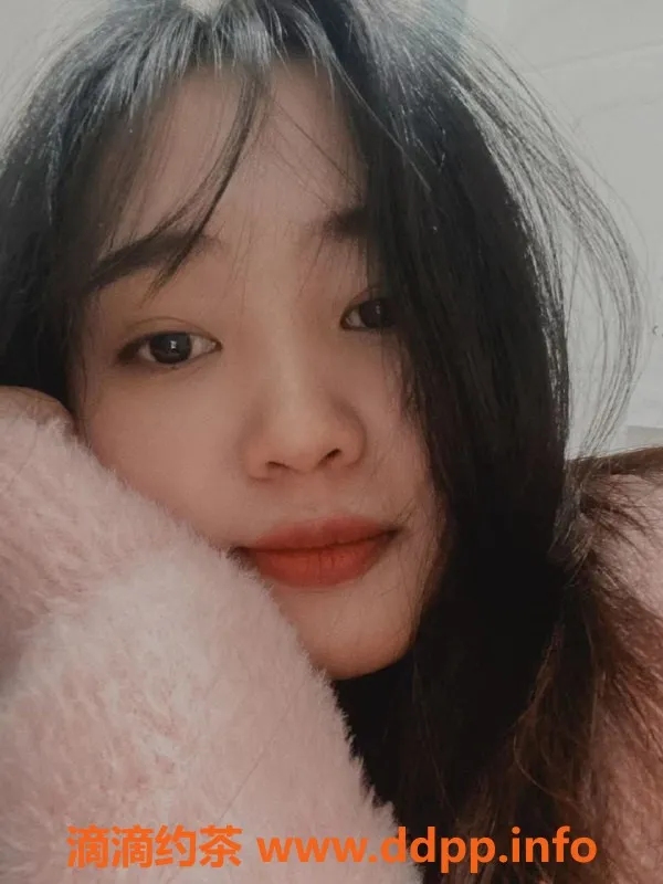 重庆楼凤-大学城性感老师洋洋 165cm 48kg 22岁