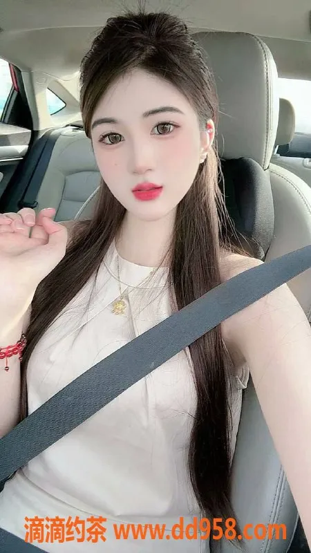 中山楼凤-西区21岁雨彤，身高170cm，C杯魅力妩媚