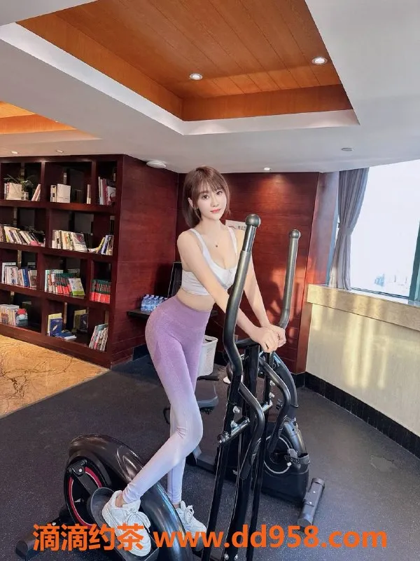 湛江楼凤-晚晚，芳龄22，身高165，重50，服务超赞！