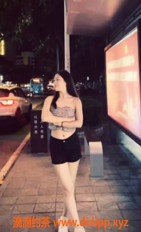 中山楼凤资源信息,东区小雨，21岁B罩杯，500p鸳鸯浴特惠