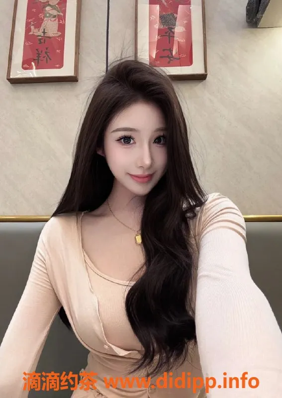 无锡楼凤-梁溪区夕颜，高颜值大胸，丝袜制服服务