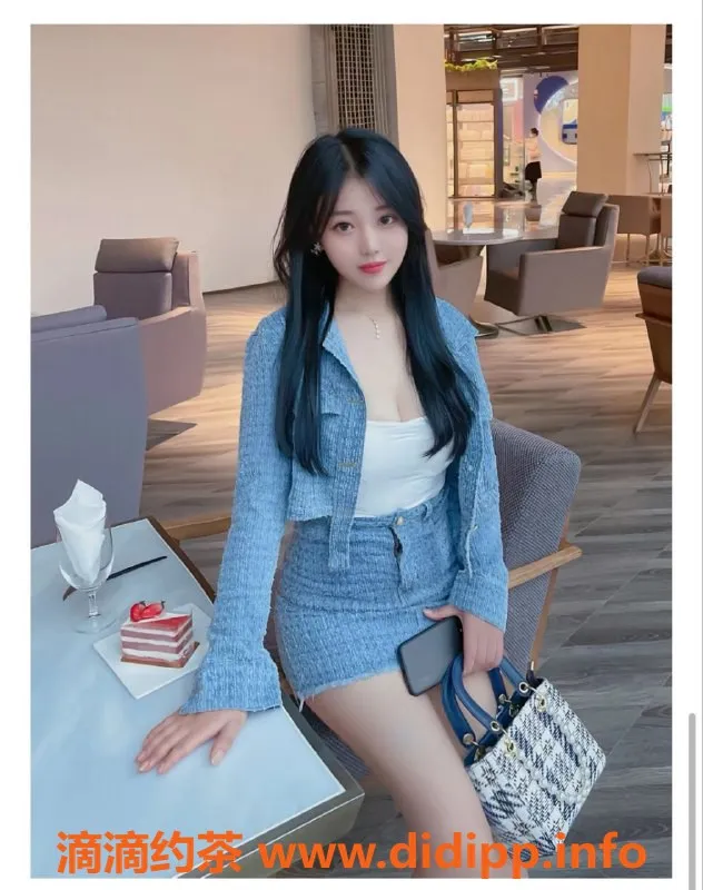 重庆楼凤资源信息,大学城性感老师洋洋 165cm 48kg 22岁