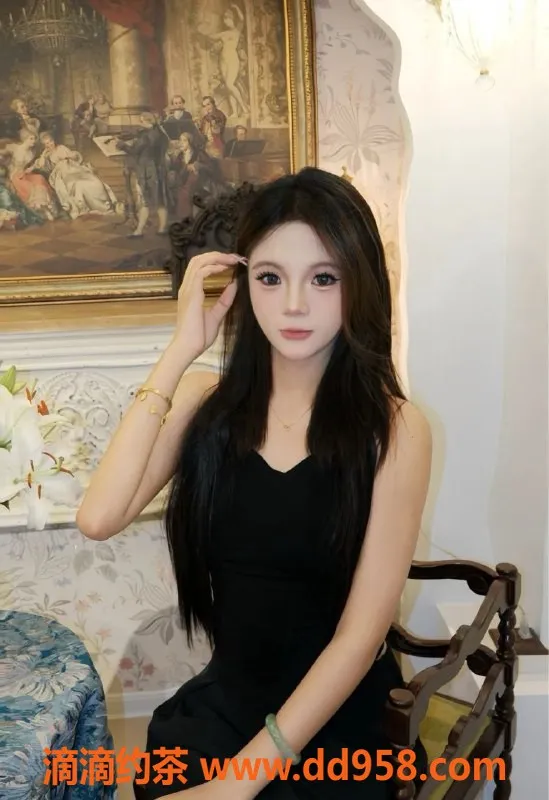 中山楼凤-西区小雪 18岁 B罩杯 600元一小时