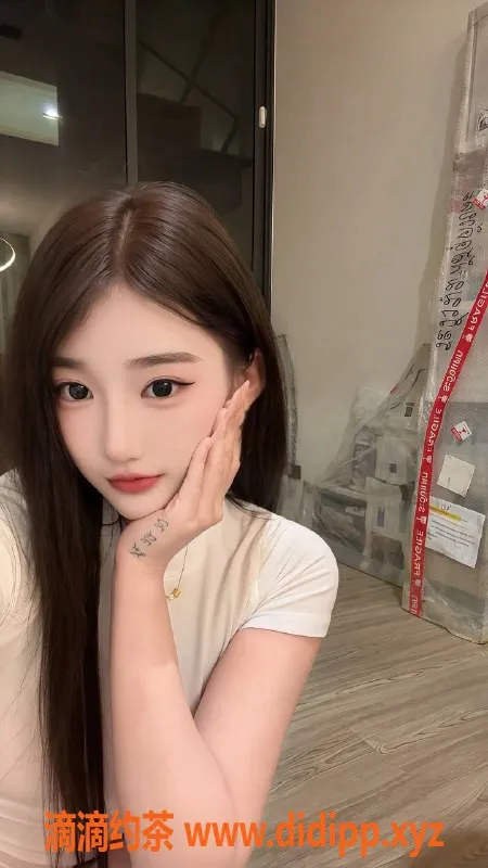 杭州楼凤-上城区又又，1000元陪浴，嫩妹调情体验