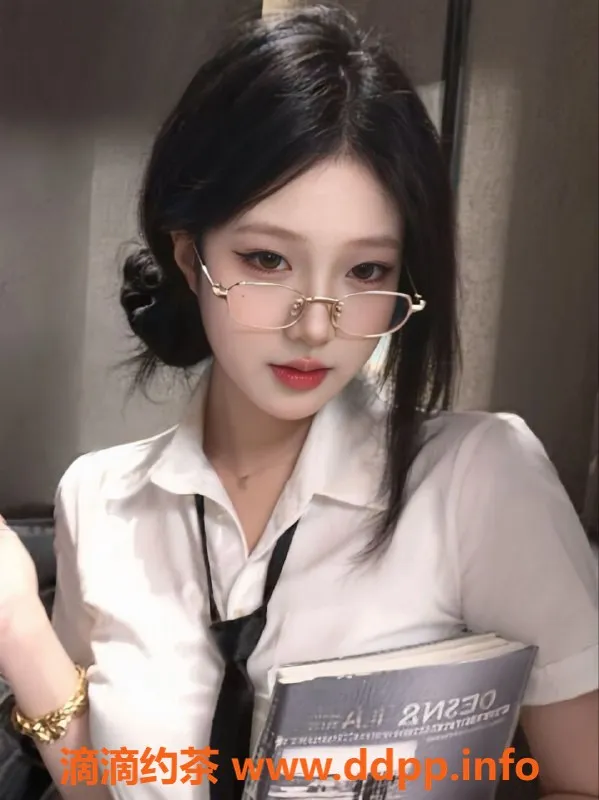 成都楼凤-武侯区小爱，身材姣好，服务一流