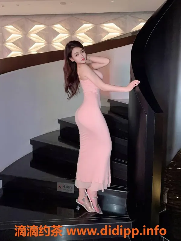 上海楼凤-普陀小碗，160cm，百斤，26岁，激情服务