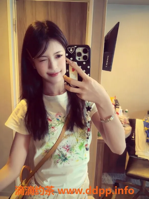 无锡楼凤-锡山校花08超嫩少女陪浴服务