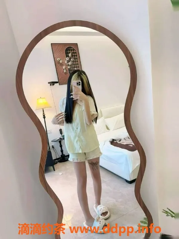 中山楼凤-古镇乖巧白皮肤姑娘，400快餐服务