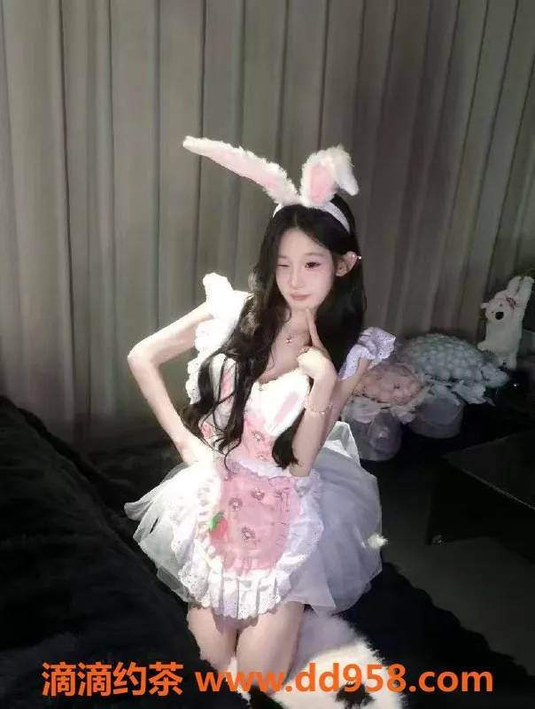 中山楼凤-古镇乖巧白皮肤姑娘，400快餐服务