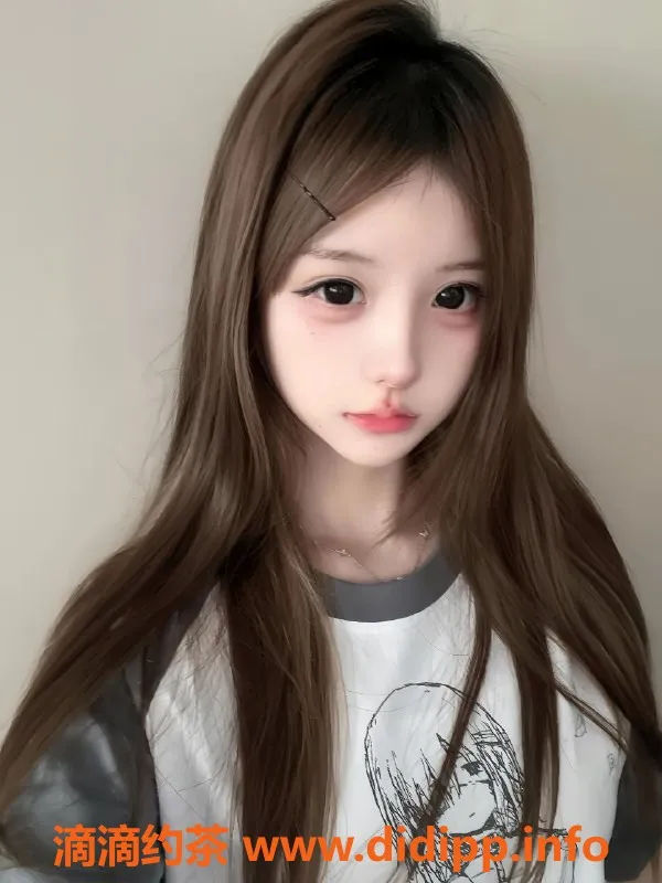 无锡楼凤-惠山三点粉顶级少女，大白皮肤，陪浴服务