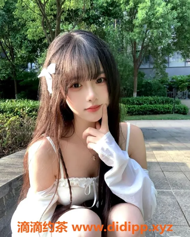 无锡楼凤-锡山铂金岛顶级萝莉酱，雪白皮肤，69元享受