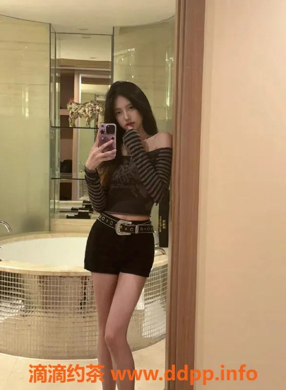 深圳楼凤资源信息,宝安小月，18岁，162cm，34C，茶水费优惠