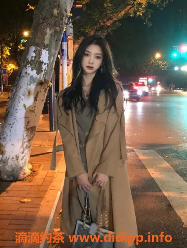 兰州楼凤-西部可儿，170高9斤，优质服务不夜